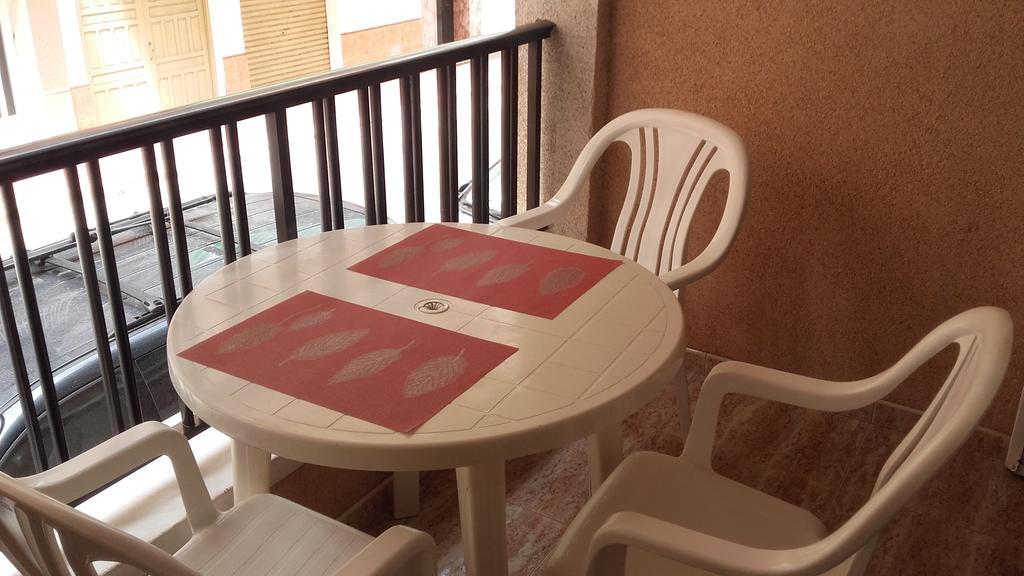 Apartamento Guardamar Playa Guardamar del Segura Exterior foto